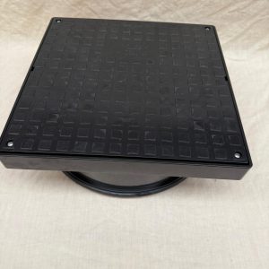 315 Square Cover + Frame